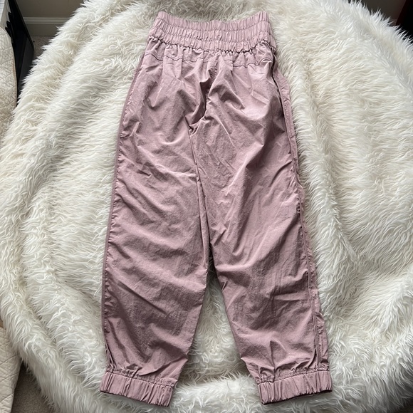 NWOT FP Movement The Way Home Joggers Mauve Size Small - Picture 7 of 13